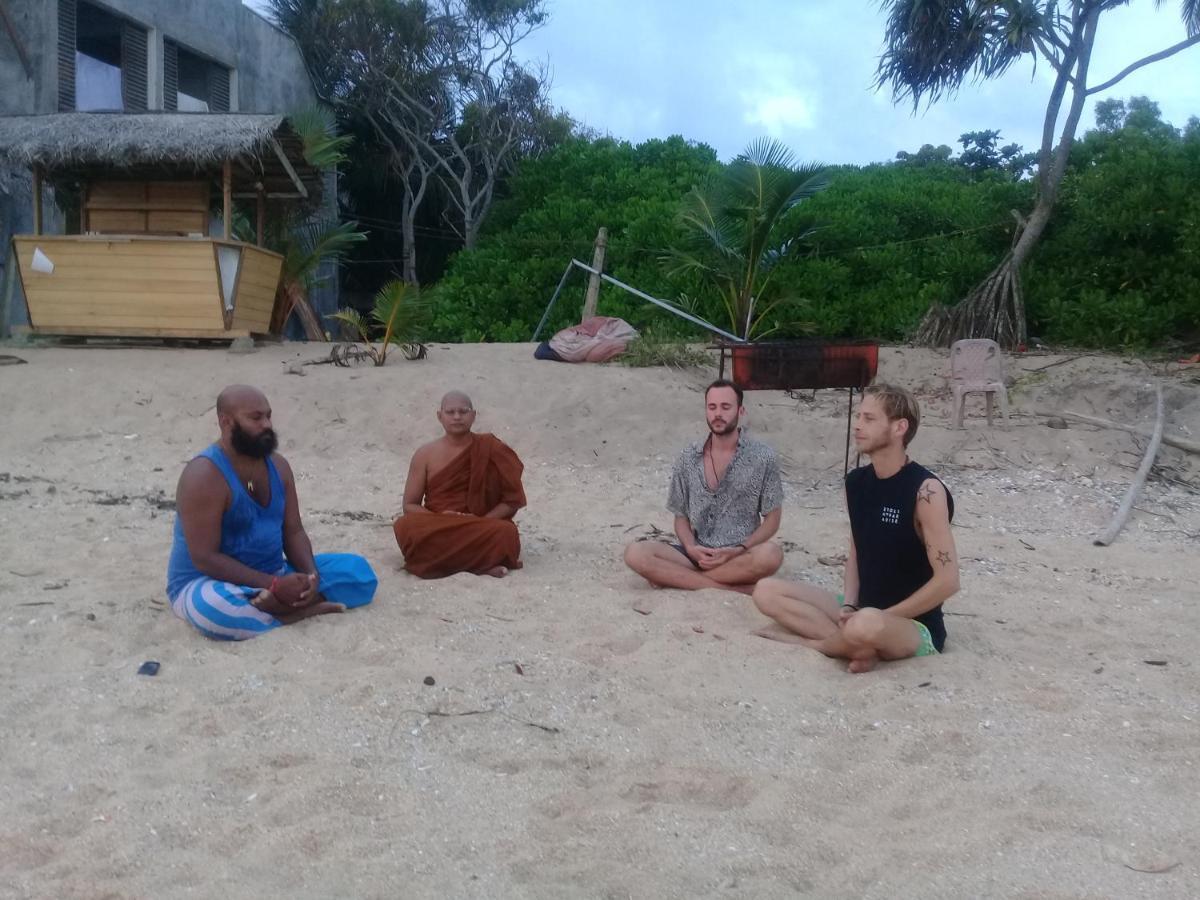 The Alpha Monkey Hotel & Tree House تانجالي المظهر الخارجي الصورة